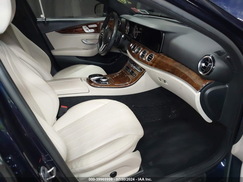 VIN WDDZF4KB1KA522442 2019 MERCEDES-BENZ E 300 4MATIC