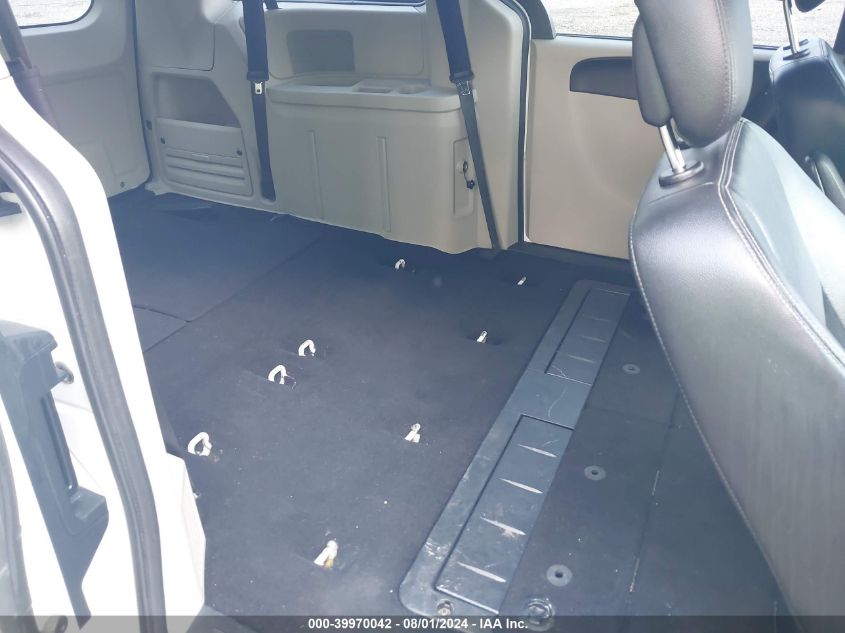 2017 Dodge Grand Caravan Sxt VIN: 2C4RDGCG3HR573800 Lot: 39970042