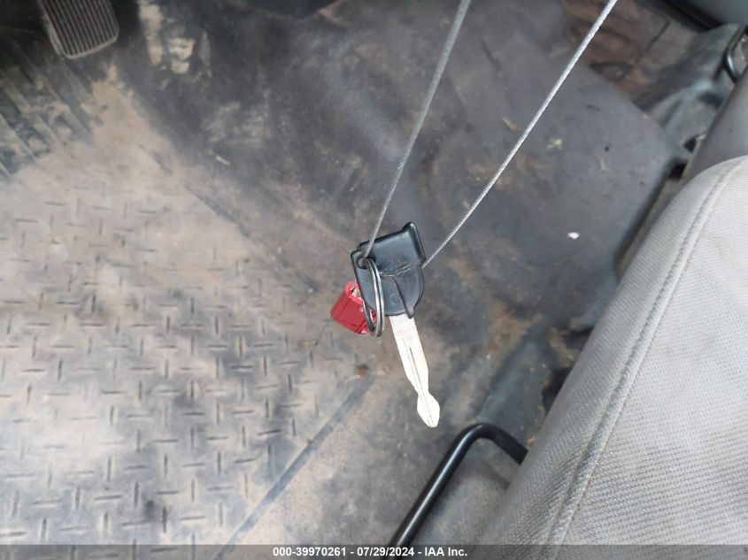 2005 Ford F-150 Stx/Xl/Xlt VIN: 1FTRX12W55NA05540 Lot: 39970261