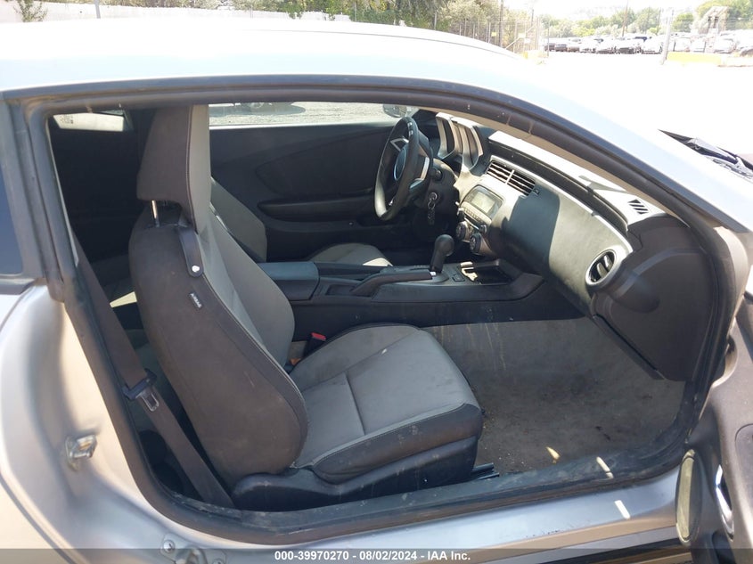 2010 CHEVROLET CAMARO VIN: 2G1FB1EV0A9147806