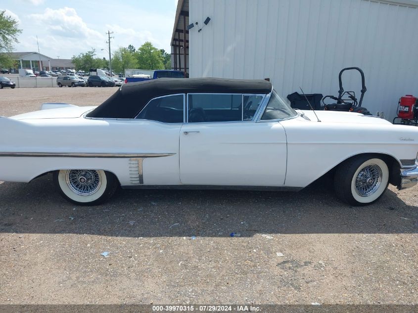 1957 Cadillac Series 62 VIN: 5762038457 Lot: 39970315