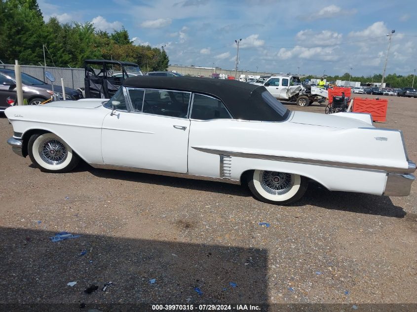 1957 Cadillac Series 62 VIN: 5762038457 Lot: 39970315