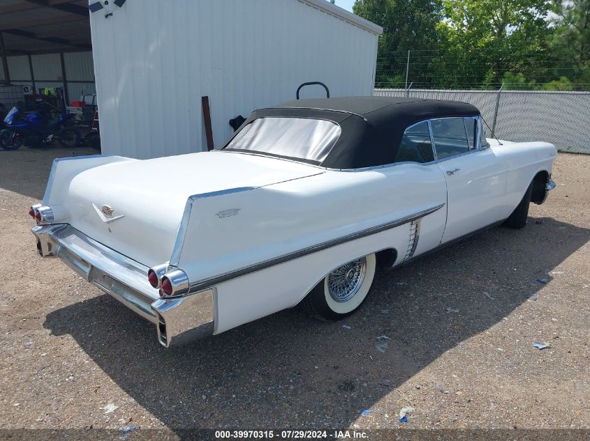 1957 Cadillac Series 62 VIN: 5762038457 Lot: 39970315