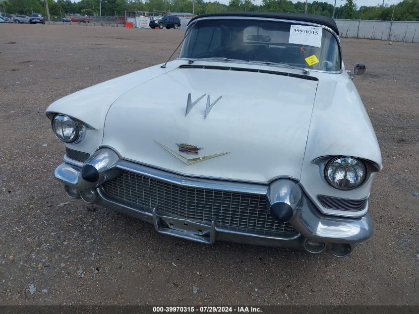 1957 Cadillac Series 62 VIN: 5762038457 Lot: 39970315