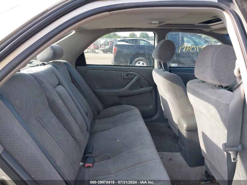 2000 Toyota Camry Le VIN: 4T1BG22K3YU684394 Lot: 39970419