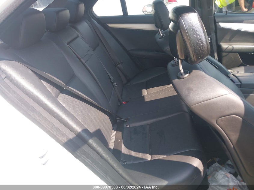 2008 Mercedes-Benz C 300 Luxury 4Matic/Sport 4Matic VIN: WDDGF81X38F163635 Lot: 39970508