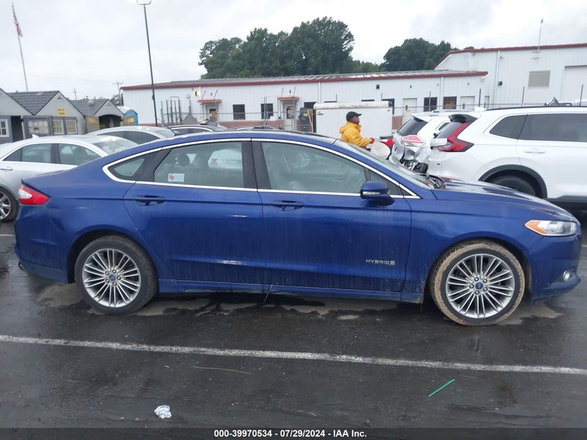 2013 Ford Fusion Hybrid Se VIN: 3FA6P0LU1DR272377 Lot: 39970534