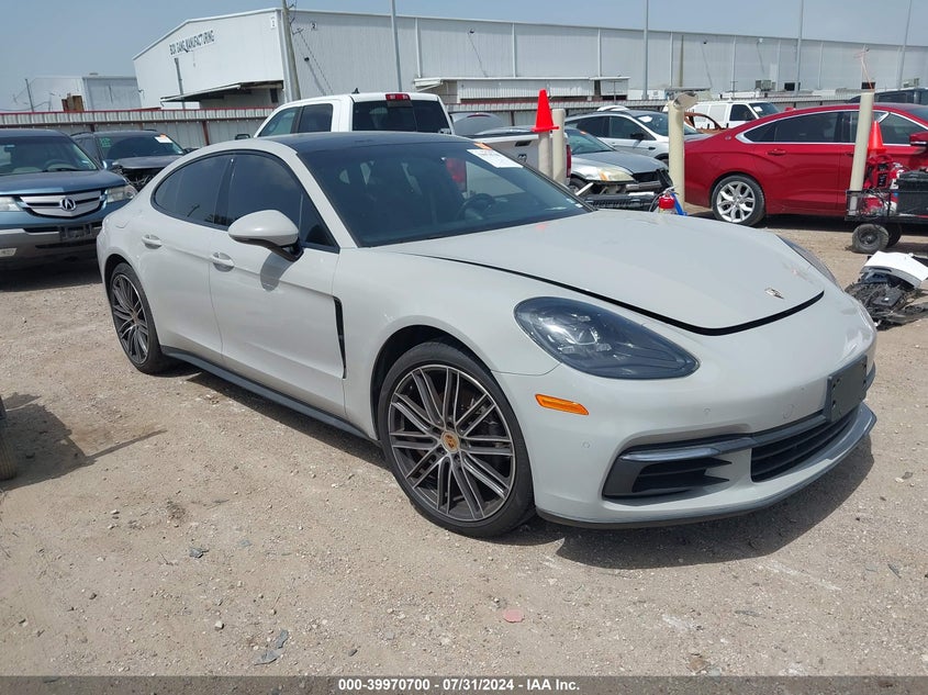 2017 PORSCHE PANAMERA 4 - WP0AA2A71HL100806