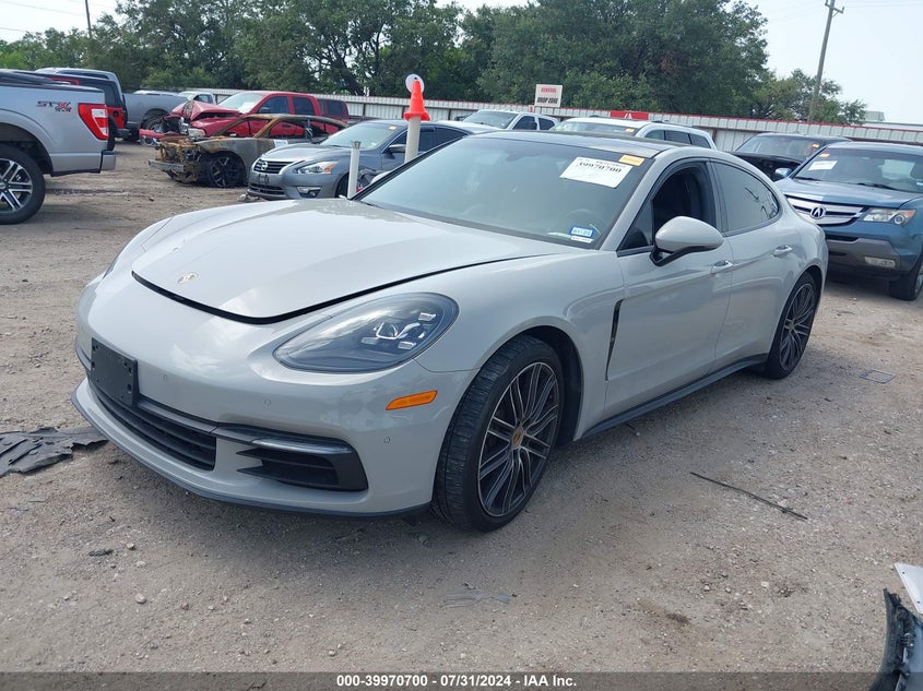 2017 PORSCHE PANAMERA 4 - WP0AA2A71HL100806