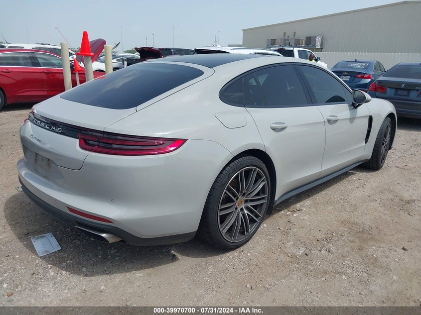 2017 PORSCHE PANAMERA 4 - WP0AA2A71HL100806