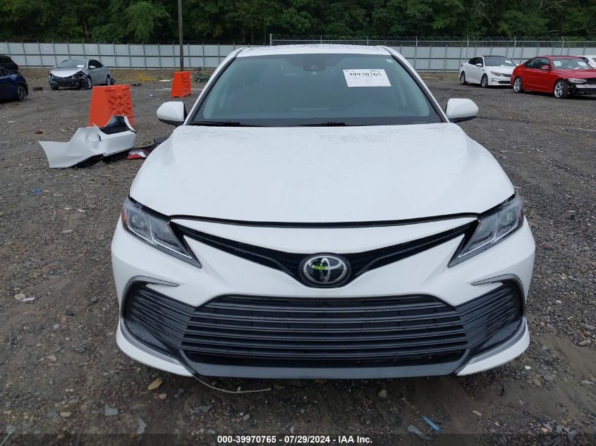 2022 Toyota Camry Le VIN: 4T1C11AK2NU671360 Lot: 39970765