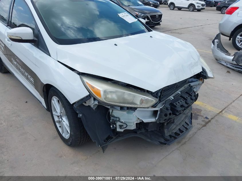 1FADP3K2XGL222265 2016 Ford Focus Se