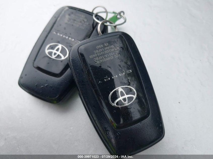 2022 TOYOTA CAMRY LE - 4T1R11AK1NU659193