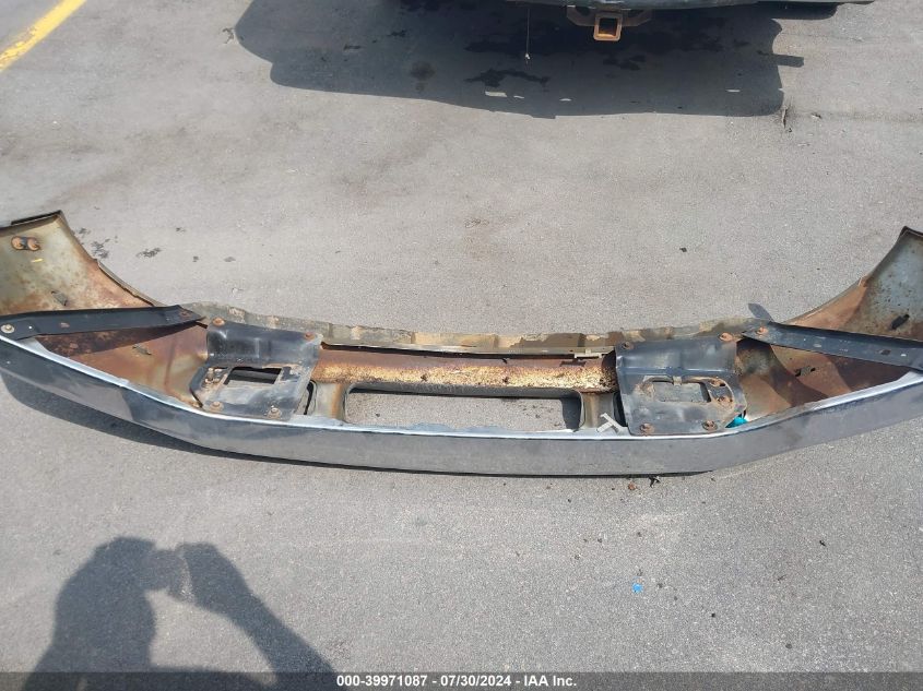 1999 Ford F-350 Lariat/Xl/Xlt VIN: 1FTSX30F2XED85245 Lot: 39971087