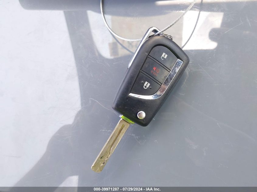 2019 Toyota C-Hr Xle/Le/Limited VIN: JTNKHMBX4K1024703 Lot: 39971287