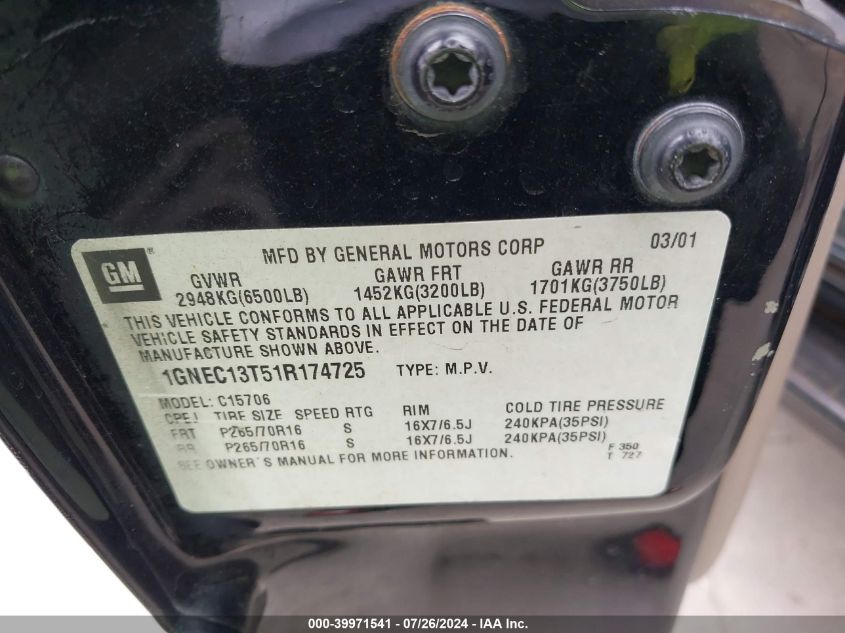 2001 Chevrolet Tahoe Ls VIN: 1GNEC13T51R174725 Lot: 39971541