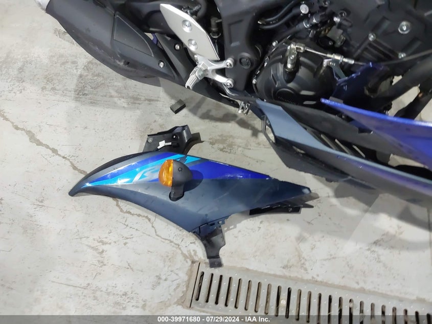VIN MH3RH18Y0RK014614 2024 YAMAHA YZFR3 A