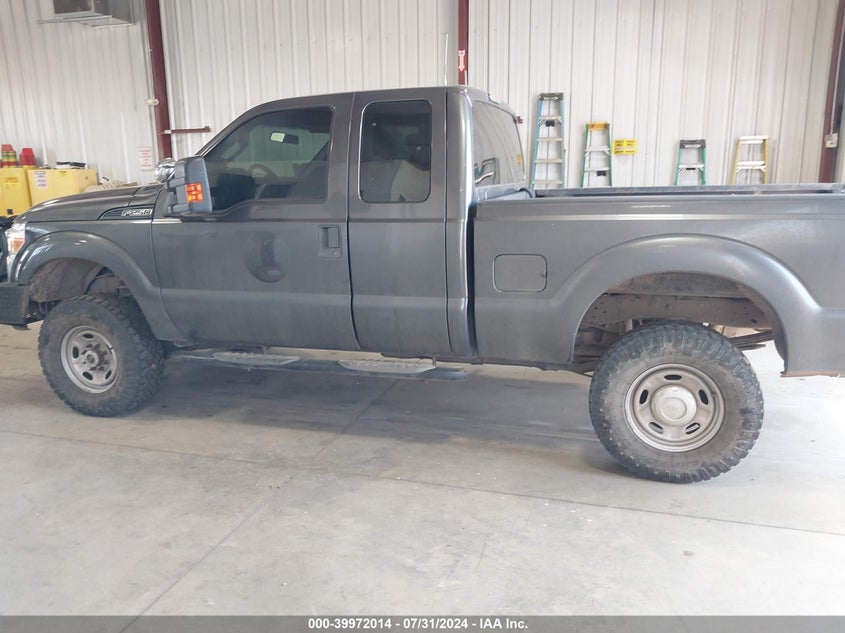 2015 Ford F250 Super Duty VIN: 1FT7X2B67FED10004 Lot: 39972014