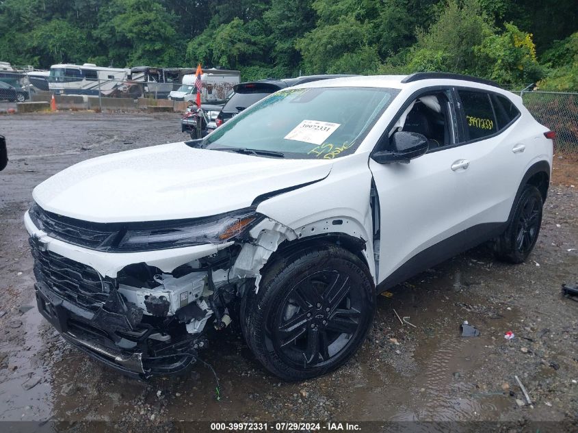 KL77LKE20RC131272 2024 CHEVROLET TRAX - Image 2