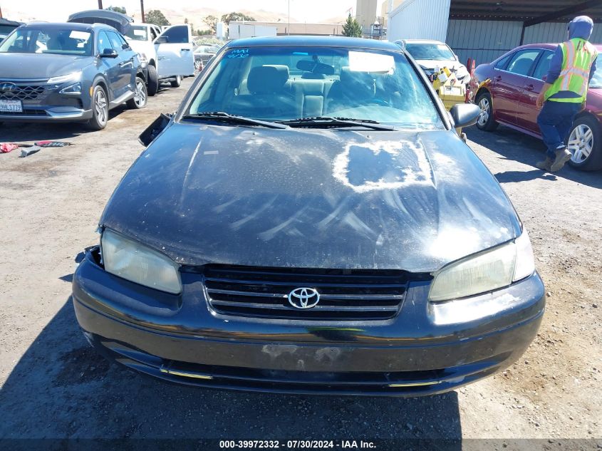 1999 Toyota Camry Ce VIN: 4T1BG22K8XU433594 Lot: 39972332