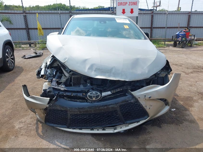 2015 Toyota Camry Le/Se/Xle/Xse VIN: 4T1BF1FK2FU872697 Lot: 39972640