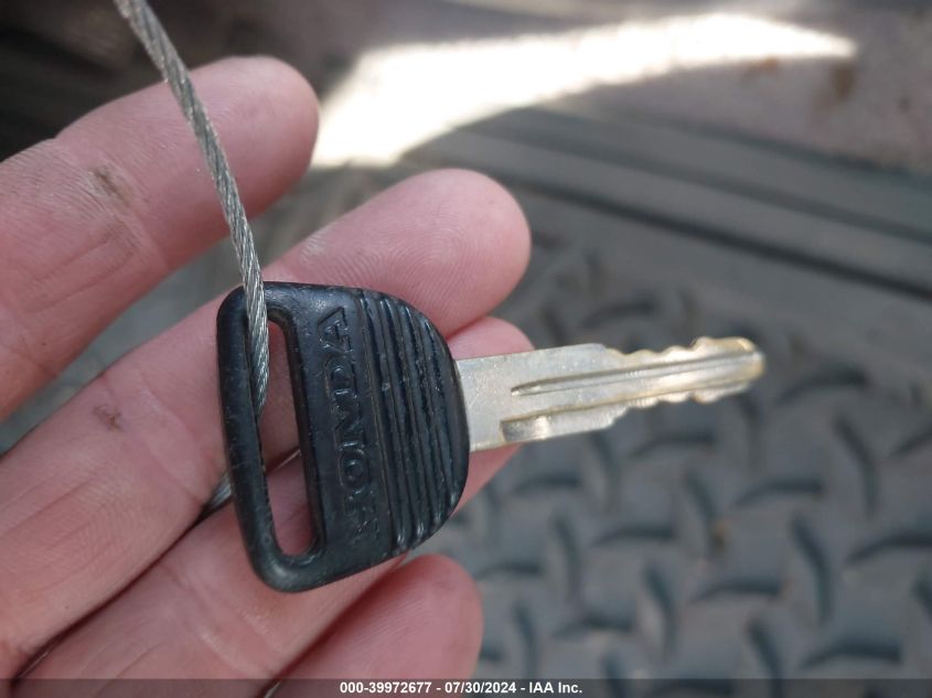 1998 Honda Civic Dx VIN: 1HGEJ6620WL024564 Lot: 39972677