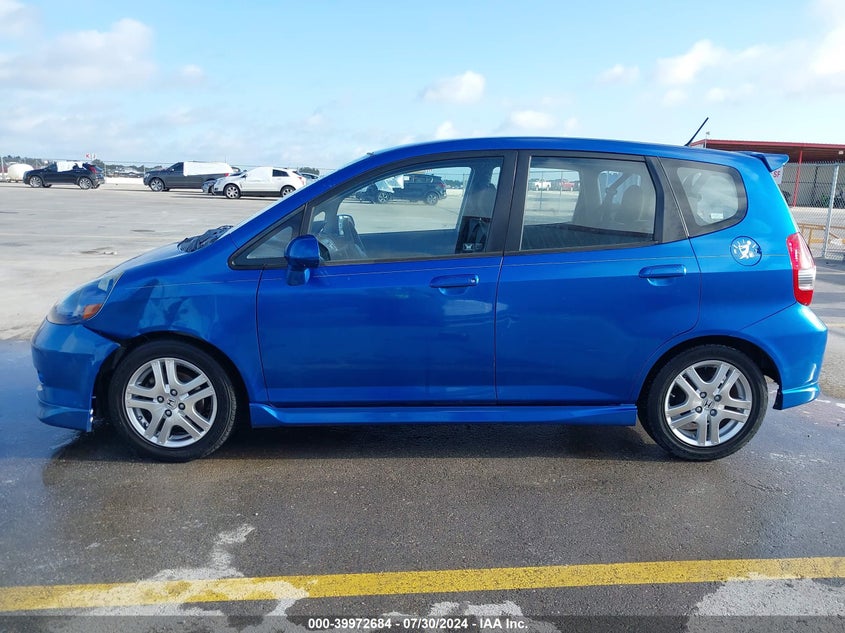 2008 Honda Fit Sport VIN: JHMGD38688S059678 Lot: 39972684