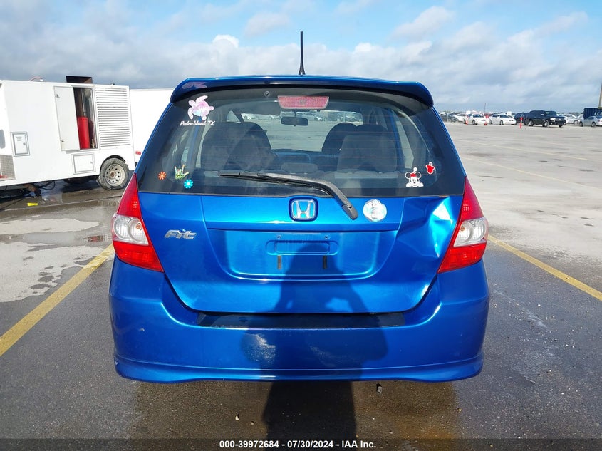 2008 Honda Fit Sport VIN: JHMGD38688S059678 Lot: 39972684
