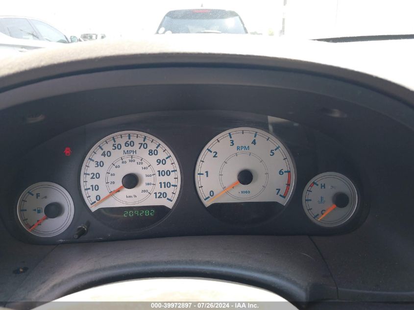 2005 Chrysler Town & Country Lx VIN: 2C4GP44R95R376042 Lot: 39972897