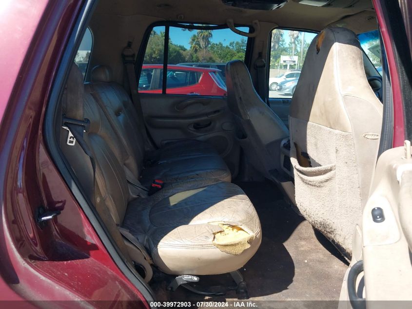 2001 Ford Expedition Eddie Bauer VIN: 1FMEU17L51LA83808 Lot: 39972903