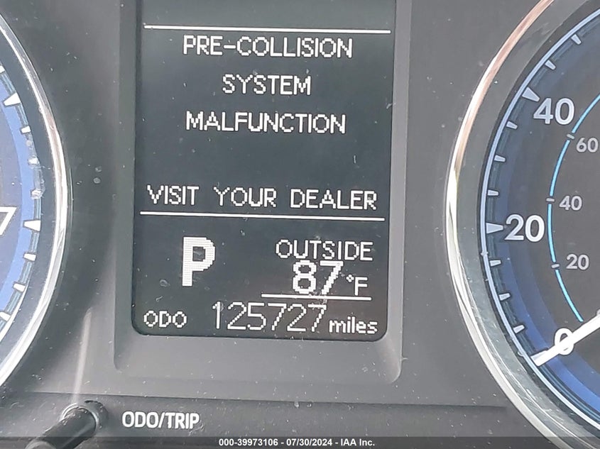 2018 TOYOTA COROLLA LE - 2T1BURHE8JC005827