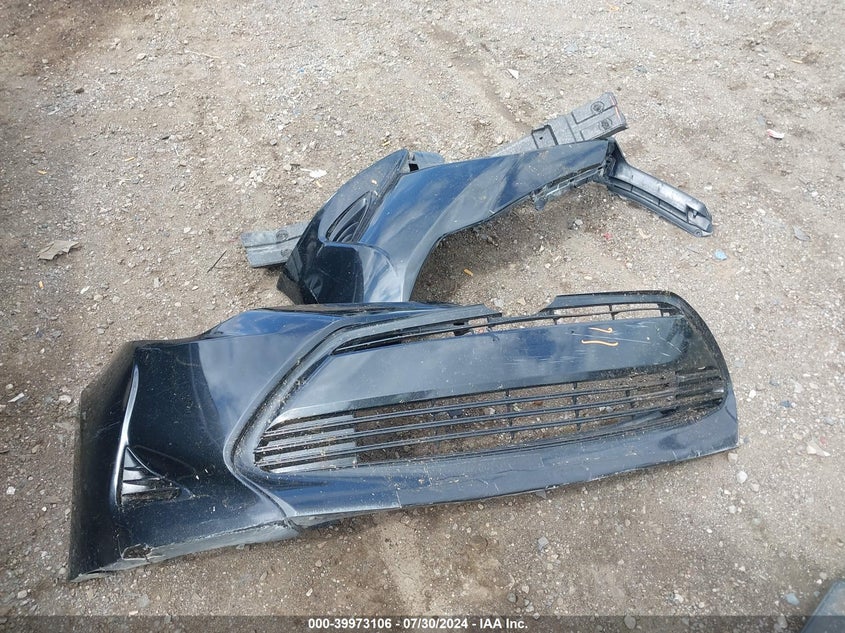 2018 TOYOTA COROLLA LE - 2T1BURHE8JC005827