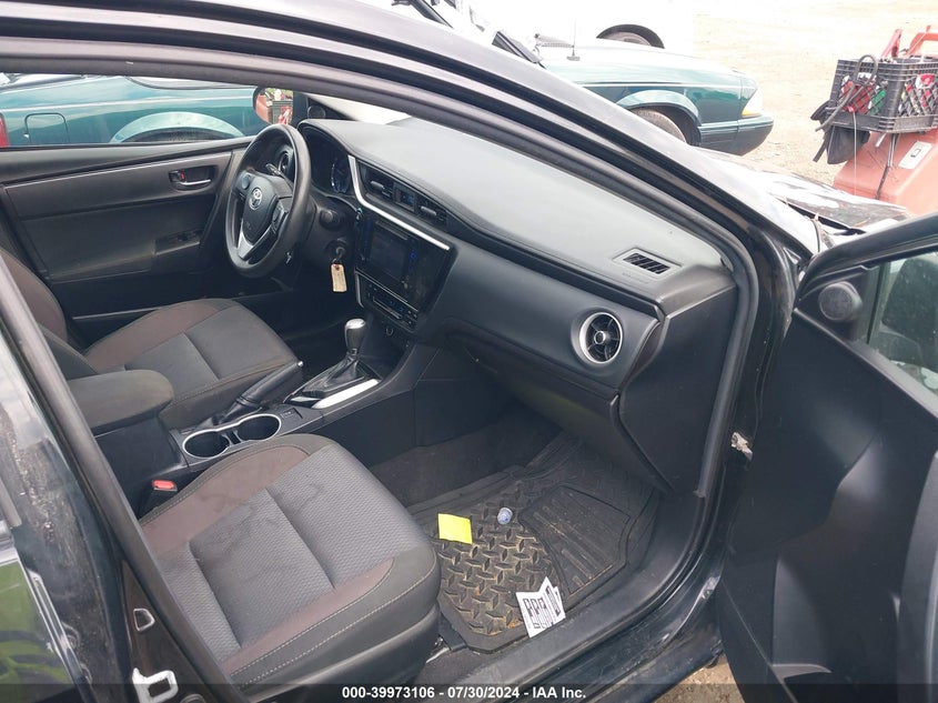 2018 TOYOTA COROLLA LE - 2T1BURHE8JC005827