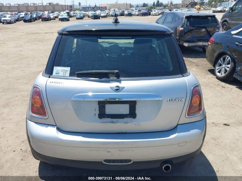 2009 Mini Cooper VIN: WMWMF33579TW79640 Lot: 39973131