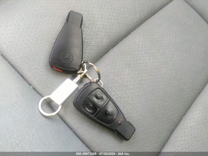 1998 Mercedes-Benz C 230 VIN: WDBHA23G6WA595992 Lot: 39973209