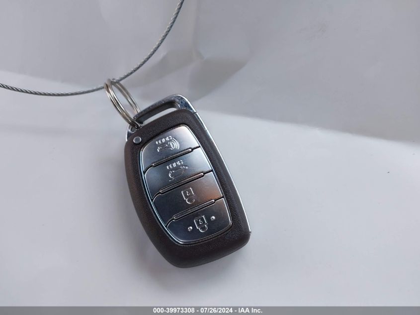 2016 Hyundai Tucson Sport VIN: KM8J33A26GU180001 Lot: 39973308