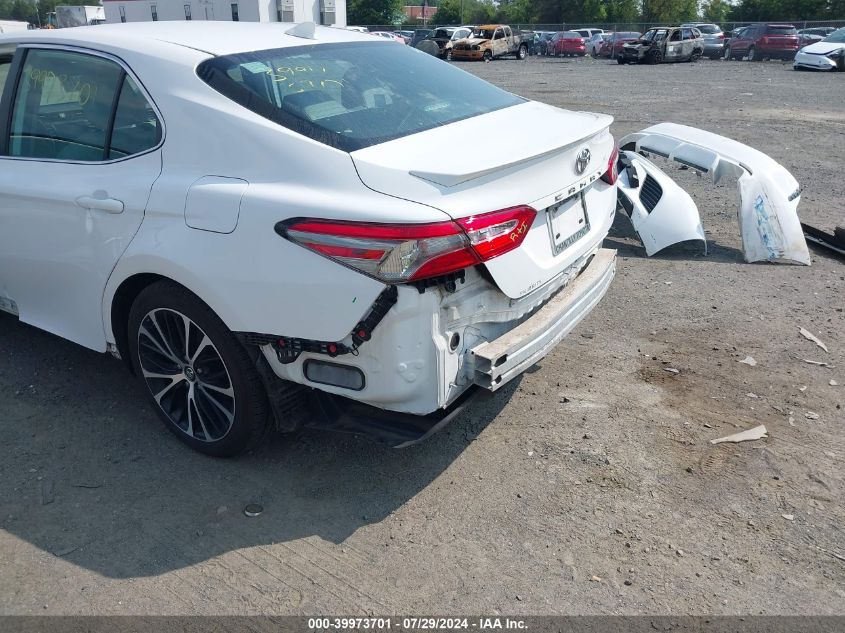 2019 Toyota Camry L/Le/Xle/Se/Xse VIN: 4T1B11HK3KU756317 Lot: 39973701