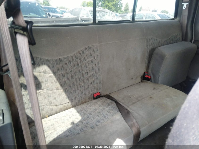 2000 Ford F250 Super Duty VIN: 1FTNX21FXYEB88928 Lot: 39973874