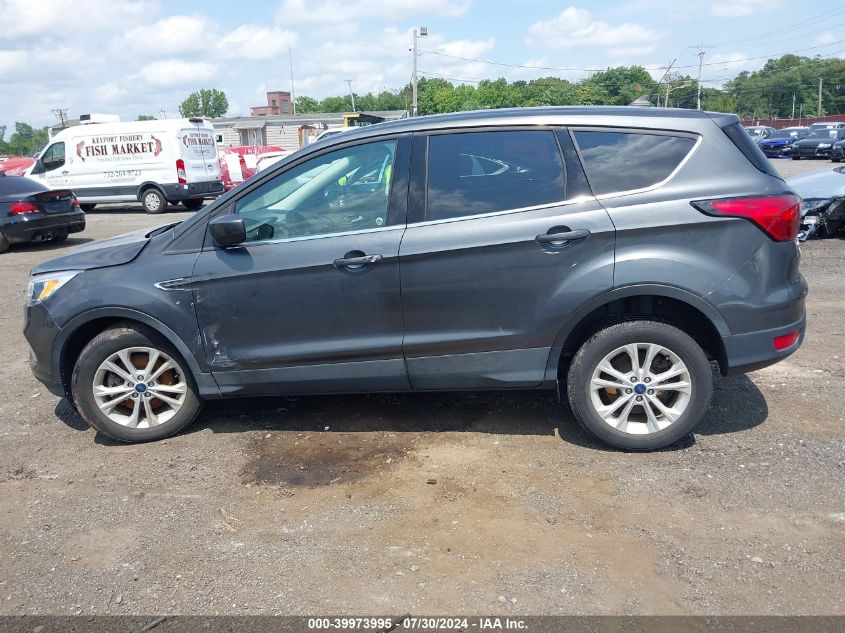 2019 Ford Escape Se VIN: 1FMCU9GD3KUB91242 Lot: 39973995