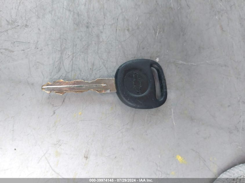 2005 Chevrolet Tahoe C1500 VIN: 1GNEC13VX5J165430 Lot: 39974145