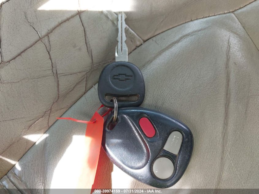 2001 Chevrolet Tahoe Ls VIN: 1GNEK13T71J181810 Lot: 39974159