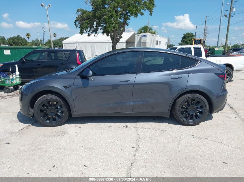 2021 Tesla Model Y Standard Range Rear-Wheel Drive VIN: 5YJYGDED2MF126384 Lot: 39974336