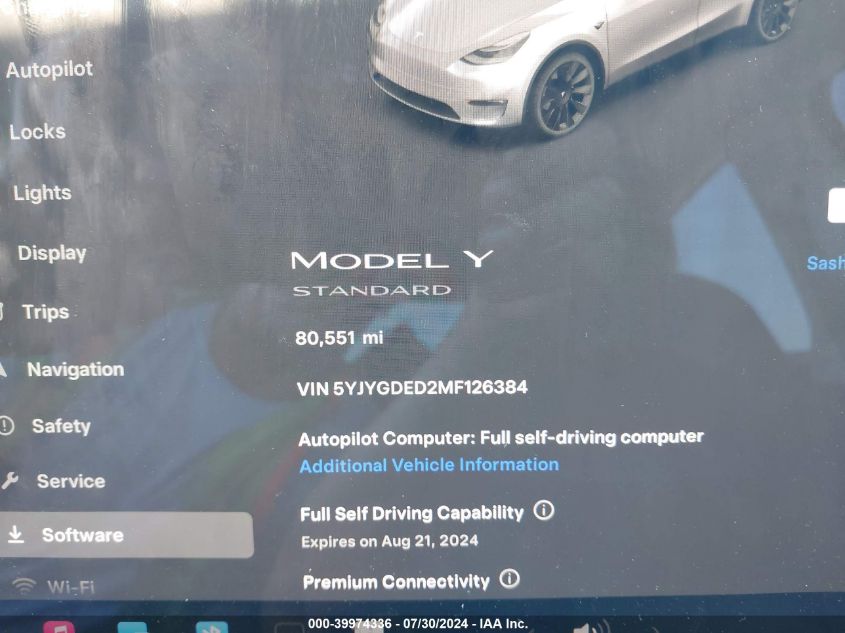 2021 Tesla Model Y Standard Range Rear-Wheel Drive VIN: 5YJYGDED2MF126384 Lot: 39974336