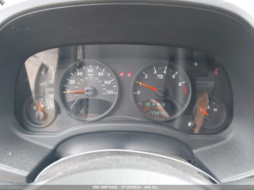 2011 Jeep Compass VIN: 1J4NF1FB7BD134738 Lot: 39974452