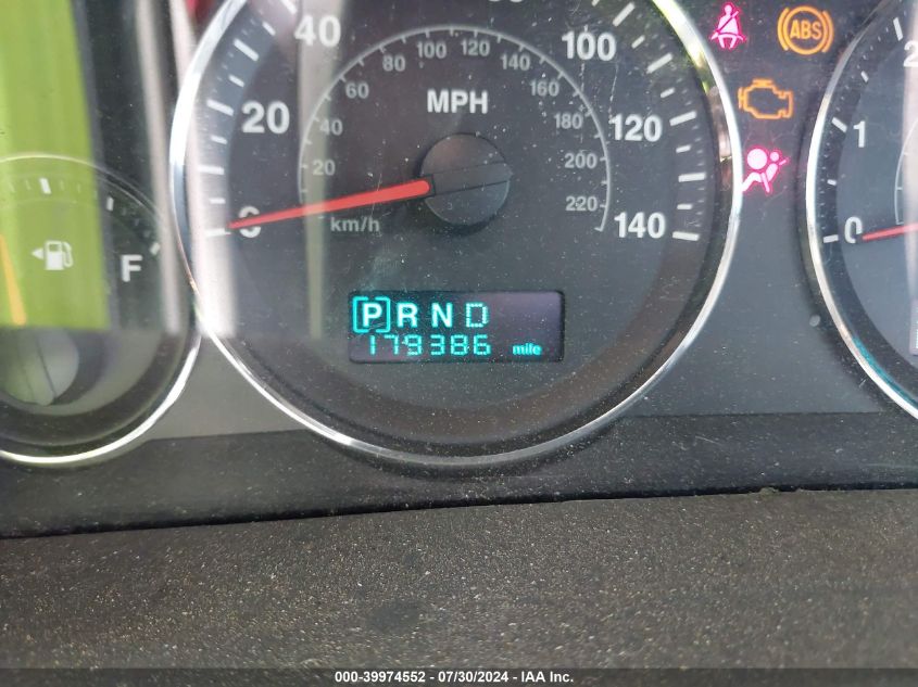 2005 Jeep Grand Cherokee Limited VIN: 1J4HR58275C615639 Lot: 39974552