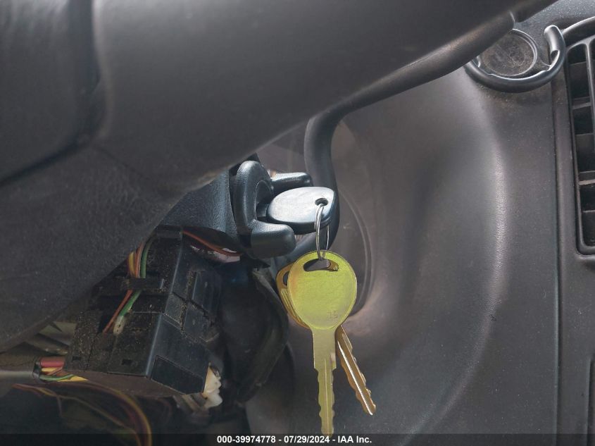 2002 GMC Savana Standard VIN: 1GJHG35R721174290 Lot: 39974778