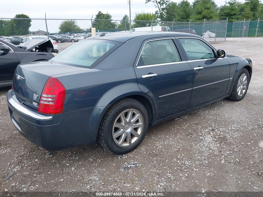 2007 Chrysler 300C VIN: 2C3LA63H77H700137 Lot: 39974858