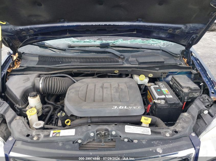 2015 Chrysler Town & Country Touring L VIN: 2C4RC1CG2FR693245 Lot: 39974880