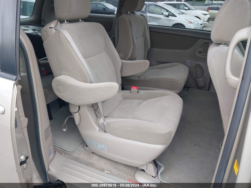 2005 Toyota Sienna Ce VIN: 5TDZA23C95S294556 Lot: 39975016