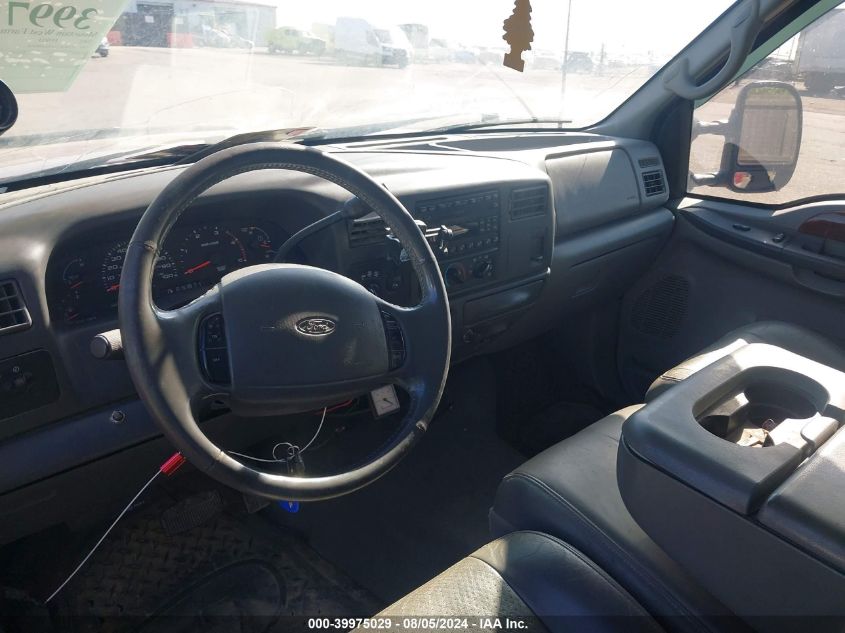 2002 Ford F350 Super Duty VIN: 1FTWW33F62EB88314 Lot: 39975029